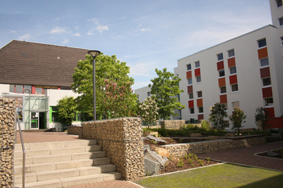 Universitaetsstr 1 3