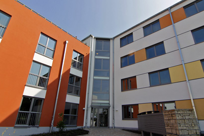 Universitaetsstr 3 2