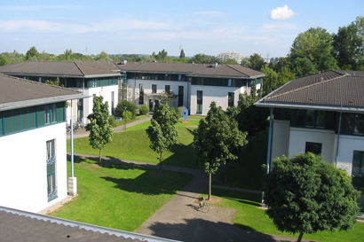 Universitaetsstr 60 - 82 2